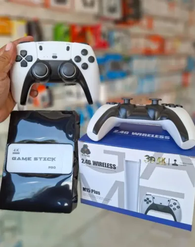 Video Game Stick M15 Pro 4K - Console Retrô Portátil