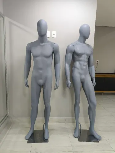 Manequins Masculinos Cinza Fibra de vidro 2 unidades