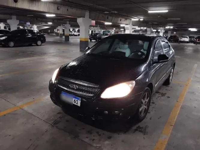 Chery Cielo 1.6 16V 119cv 5P 2011