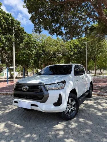 Toyota Hilux CD 4X4 2.8 Diesel Mec. 2021
