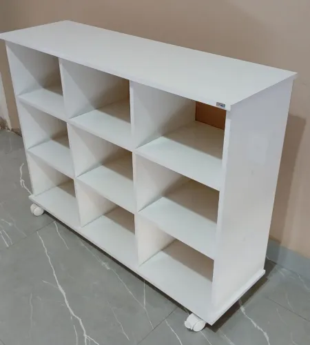 Balcão Expositor de Roupas