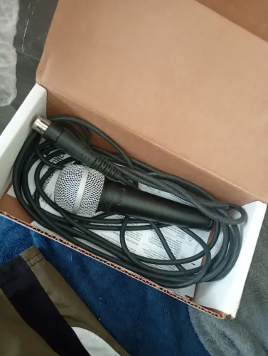 Microfone Profissional Shure Sv100