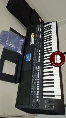 Teclado Yamaha PSR-SX600 - Estado de Zero - Aceitamos Trocas - Dividimos em até 12X