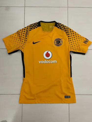 Camisa de Jogo Kaizer Chiefs 2017 - África do Sul - tamanho M