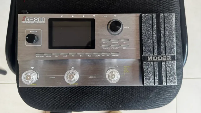 PEDALEIRA MOOER GE200