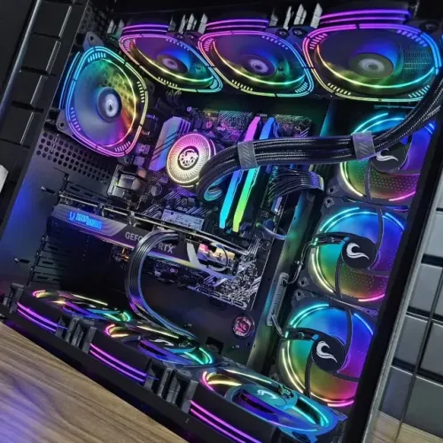 PC Gamer Ryzen 7 5700X RTX 4070 Super 32GB RAM 1TB NVMe Water Cooler 360mm ARGB Wi-Fi B550