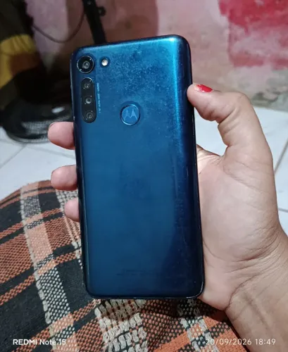 Vendo moto g8 Power 64 GB com nota fiscal