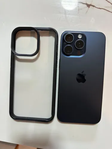 iPhone 15 Pro Max 256GB - Azul em perfeito estado 