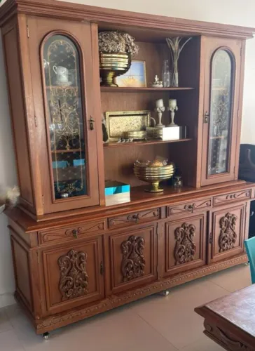 Conjunto de jantar móveis antigos