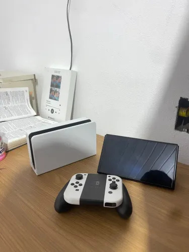Nintendo Switch OLED 64GB super mario bros wonder super novo (usado 1 vez)