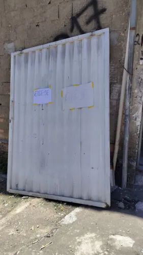 Portão seminovo 
