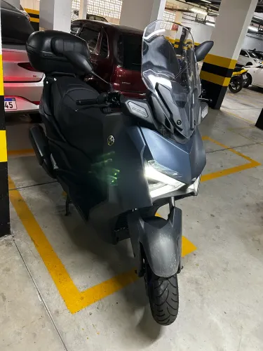 Yamaha X Max