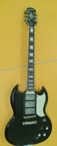 Guitarra Epiphone SG Custom