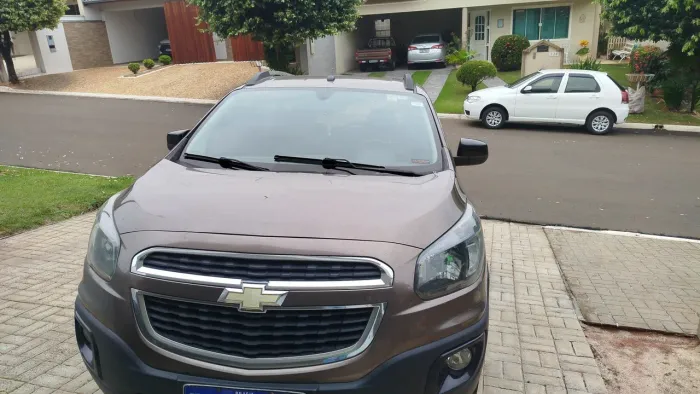Chevrolet Spin Activ 1.8 8V Econo. Flex 5P Aut. 2015