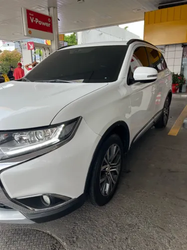 Mitsubishi Outlander 2.0 16V 160cv Aut. 2016