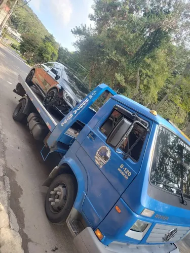 Serviço de reboque guincho 24 horas