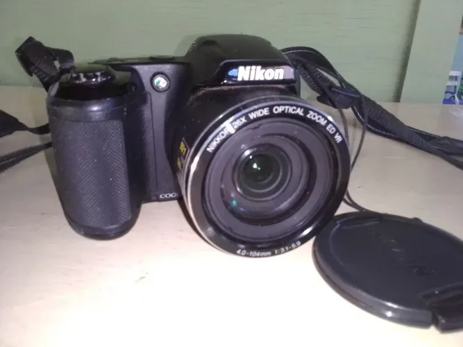 Camera fotográfica digital Nikon