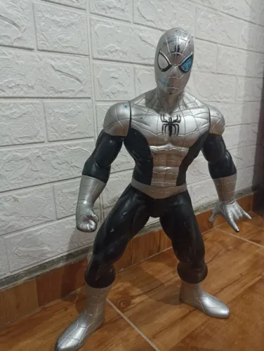 Boneco Homem aranha