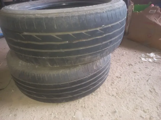 Vende-se 5 pneus usado aro 16