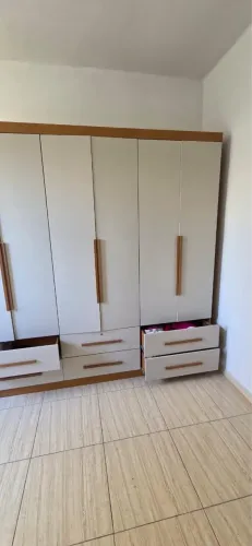 guarda-roupa de casal