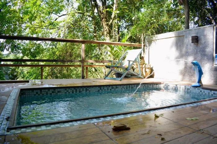 Chalé com Piscina Privativa e Churrasqueira em Itaipuaçu - Maricá (Refúgio no Verde)