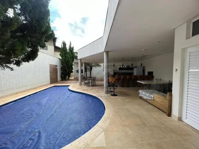Casa à venda ou locação no Bairro Chácara Nazareth, em Piracicaba/SP