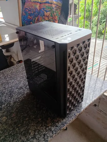 Gabinete Gamer Darkflash dk300 com 6 fans pretas, sem RGB