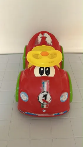 Carro primeiros passos da Chicoo