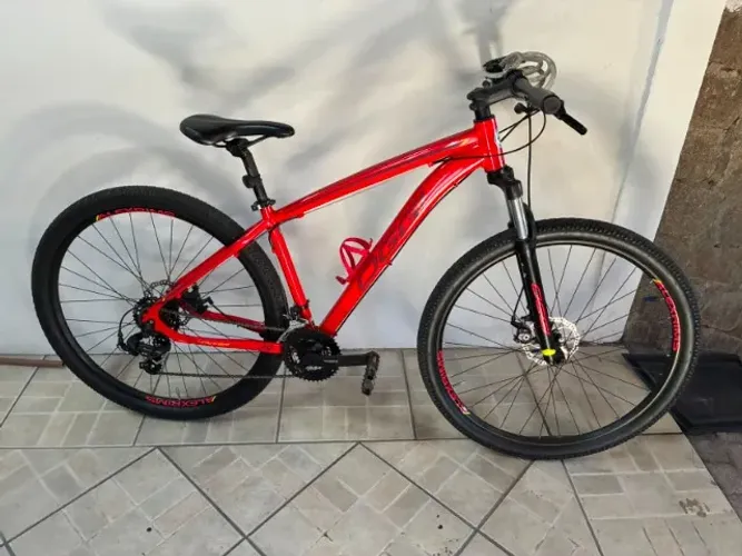 Bicicleta Oggi Hacker Sport Aro 29 - Shimano 21V (Ótimo Estado)