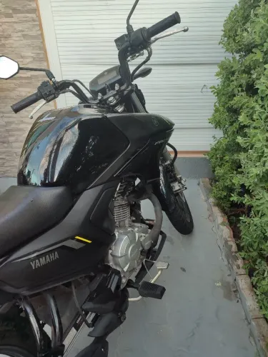 Yamaha factor150cc  2025 com apenas 3 mil km rodados