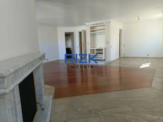 Apartamento 4 quartos na Aclimação