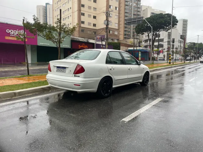 Fiat Marea Weekend ELX 1.8 MPI 16V 132cv 4P 2003