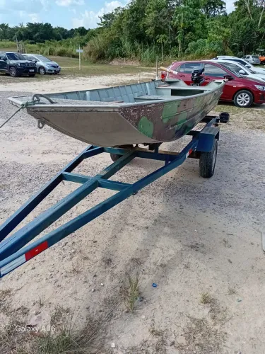 Bote de aluminio 5 metros somente o bote