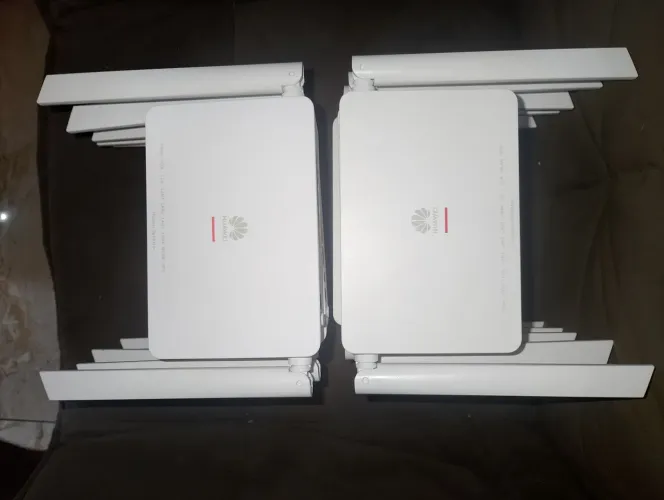 VENDO LOTE 12 ONT HUAWEI EG8145X6-10