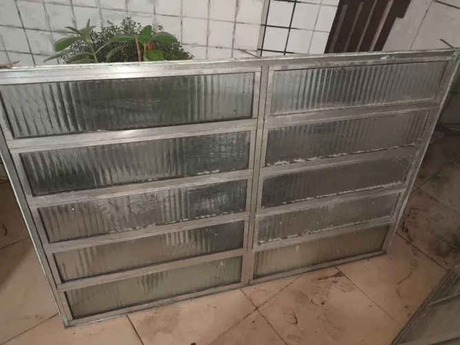 Janela basculante para cozinha