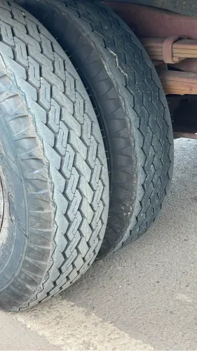 Vendo ou troco caminhão
