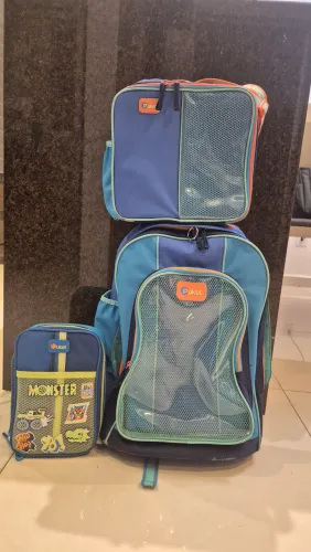KIT ESCOLAR PUKET ( USADO)