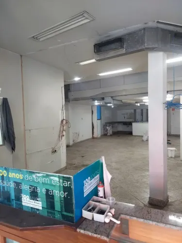 Loja/Sobreloja 200m2 + 120m para Alugar - Arquias de Cordeiro próximo estação de Trem