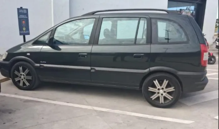 Chevrolet Zafira Elite 2.0 MPFI Flexpower 8V 5P 2011
