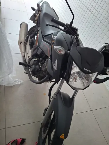 Cg titã nova bem conservada 