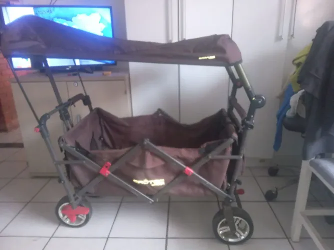 Carrinho Dobravel. Ver descrição e fotos completos