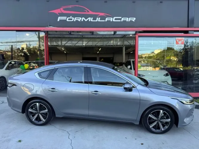 BYD King GL 1.5 16V Híbrido Aut. 2025
