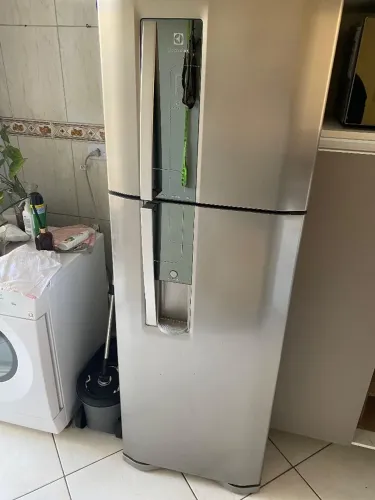 Geladeira Electrolux inox frost free posso entregar 