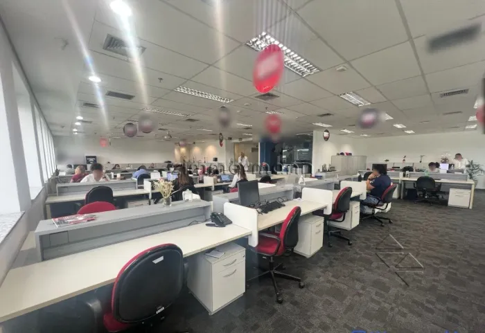 CONJUNTO COMERCIAL JARDIM EUROPA 10 VAGAS