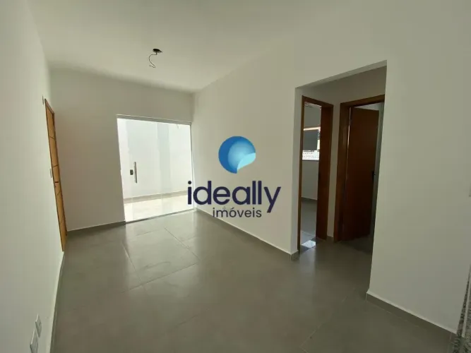 ÁREA PRIVATIVA no Bairro XANGRILA| 2 quartos| sala| 1 Banheiros | Cozinha| 1 vaga |