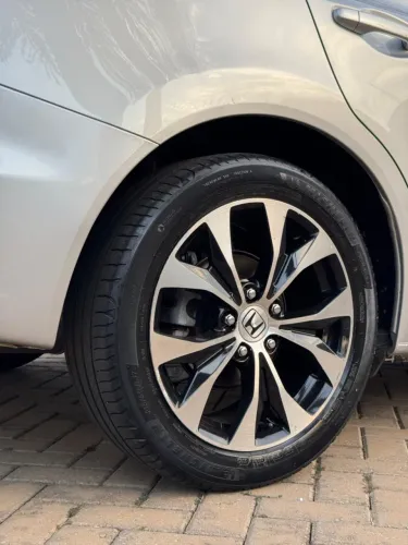 Honda Civic Sedan LXR 2.0 Flexone 16V Aut. 4P 2015
