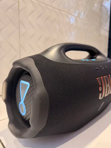 JBL Boombox 4