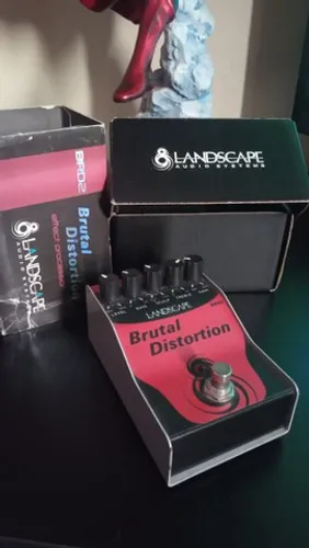 Pedal Brutal Distortion Landscape