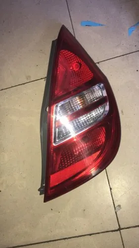 Lanterna direita i30 2012 