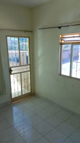 alugo quarto centro